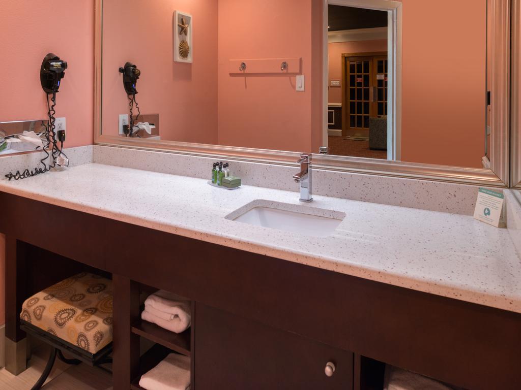 Of The Dove Romantic Luxury & Business 3* Bensalem