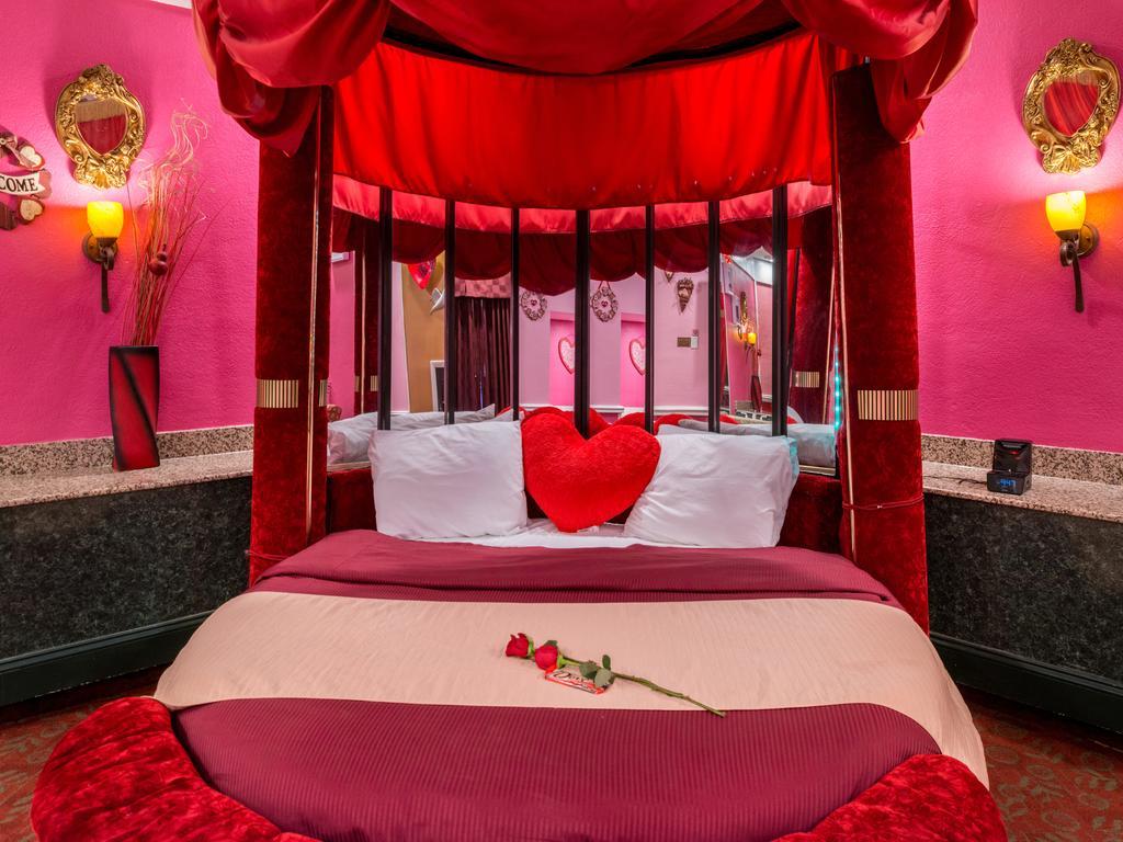 Inn Of The Dove Romantic Luxury & Business