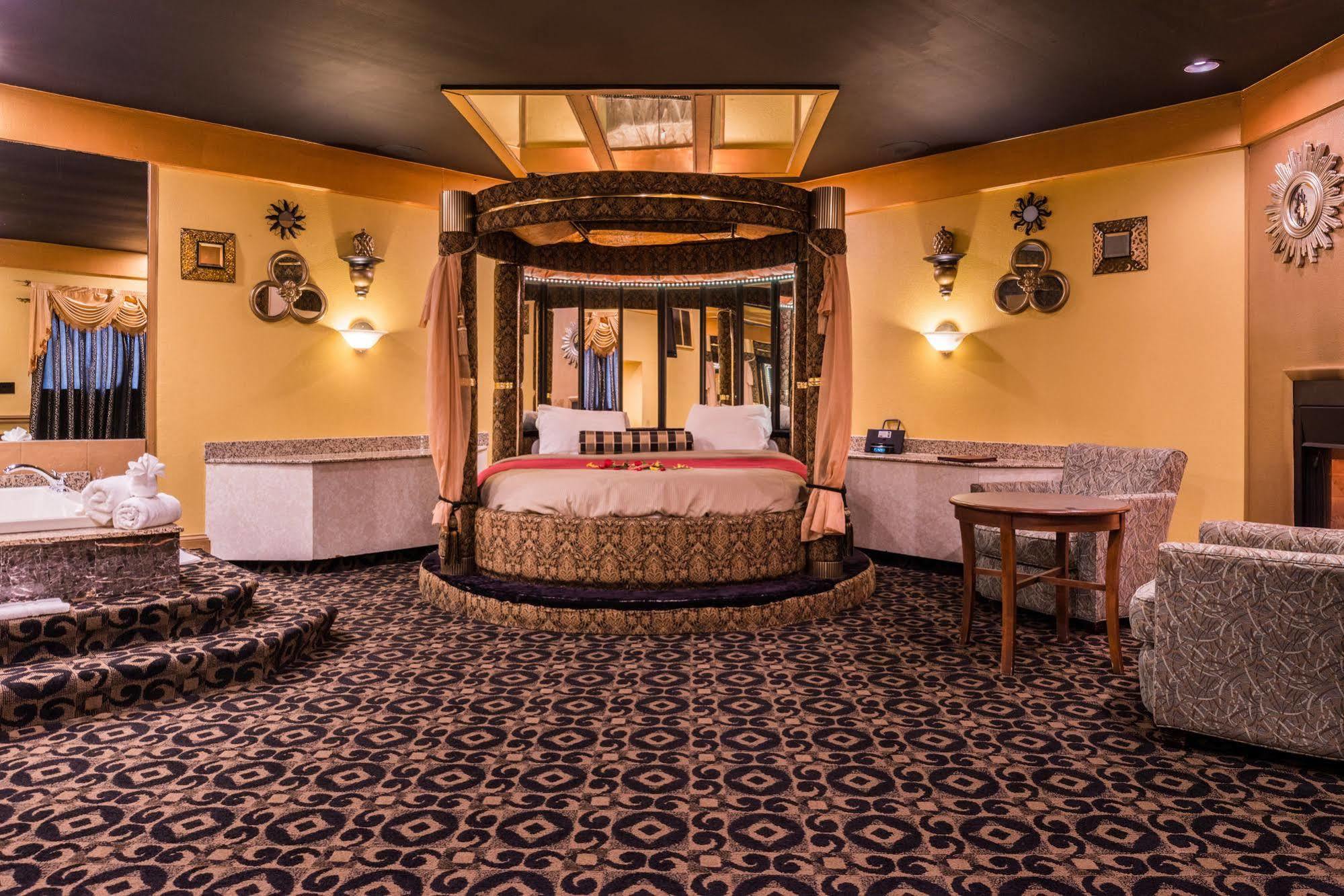 Of The Dove Romantic Luxury & Business Inn 3*